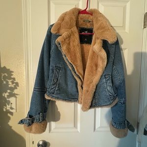 Fur Jean Jacket  brand Hollister 
Size: m